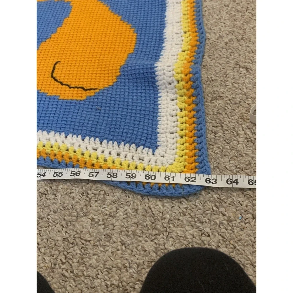 Handmade Knitted Tweety Bird Blanket‎ 62 Inches X 36 Inches Amazing details!